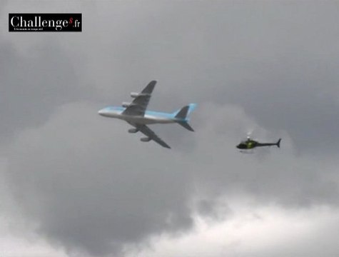 Une minute avec l'Airbus A380 au salon du Bourget