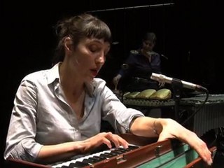 Les cris vains / Mathilde LECHAT
