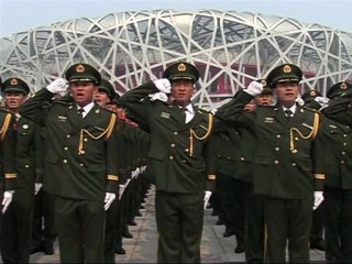 China releases artist Ai Weiwei on bail