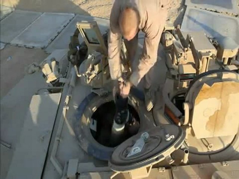 Oktay Tınaz M1 A1 Abrams Tank Atış Hazırlıkları Gösterliyor