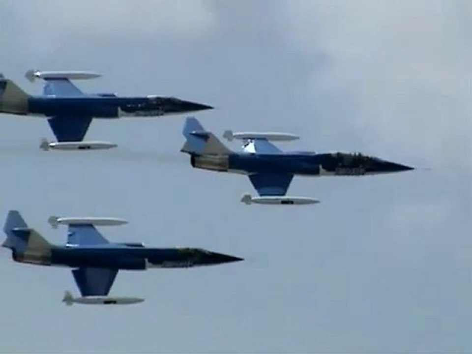 Oktay Tınaz  Starfighters F-104 Savaş Uçagının Sesi Büyüleyici