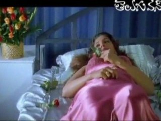 Hot romantic scenes between Chiru and Rambha