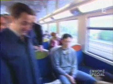 Monsieur N Sarkozy émeutes racailles emeute clichy sous bois banlieues vidéo du Mouvement des Jeunes Socialistes ( pub sexe joey star ntm sniper rohff dr pressure snoop cul diam' s bush film musique clip video dog)