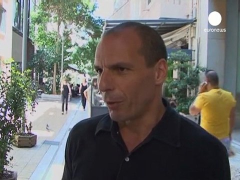 Grecia: consiglio dei ministri approva piano austerità