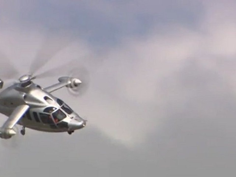 Démonstration aérienne de l'hélicoptère X3