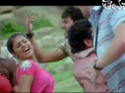 Young Couples - Sindhu Menon - Kajal in- Hot Romantic Song - HD Quality