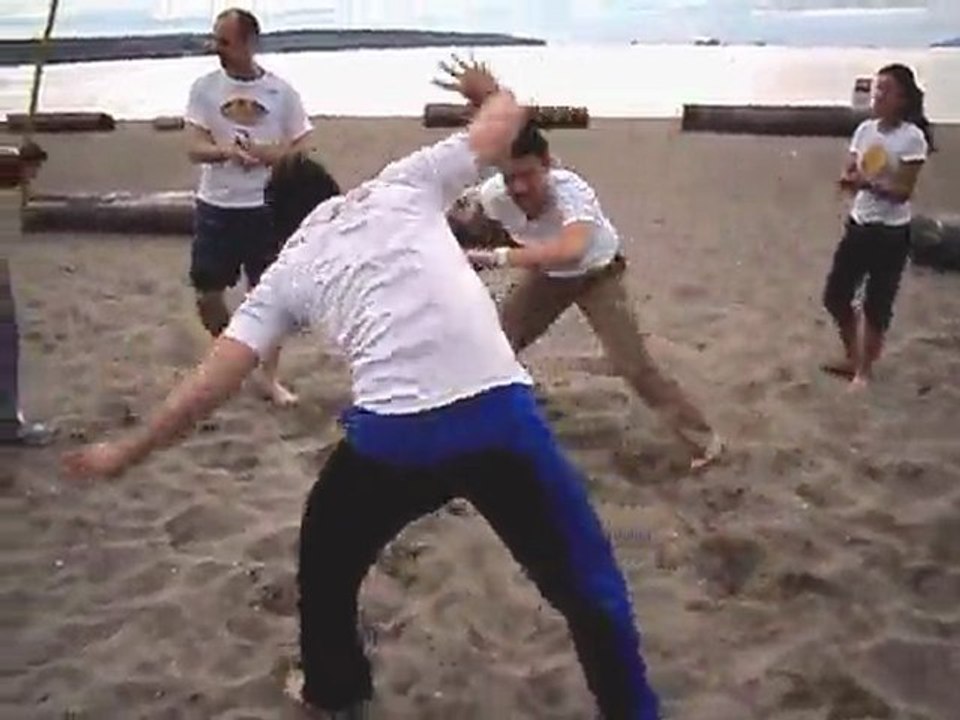 Capoeira - Roda in English bay