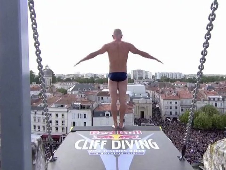 WAPALA Mag N°54 : retour du kiteboarder Langeree après son accident, Red Bull Cliff Diving à la Rochelle et PWA windsurf freestyle à Bonaire