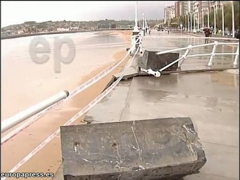 Desperfectos en el paseo de San Lorenzo