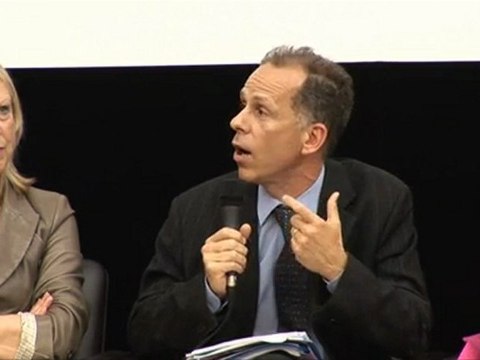 UMP- Femmes.- Il y a une invisibilité des hommes dans la sphère privée