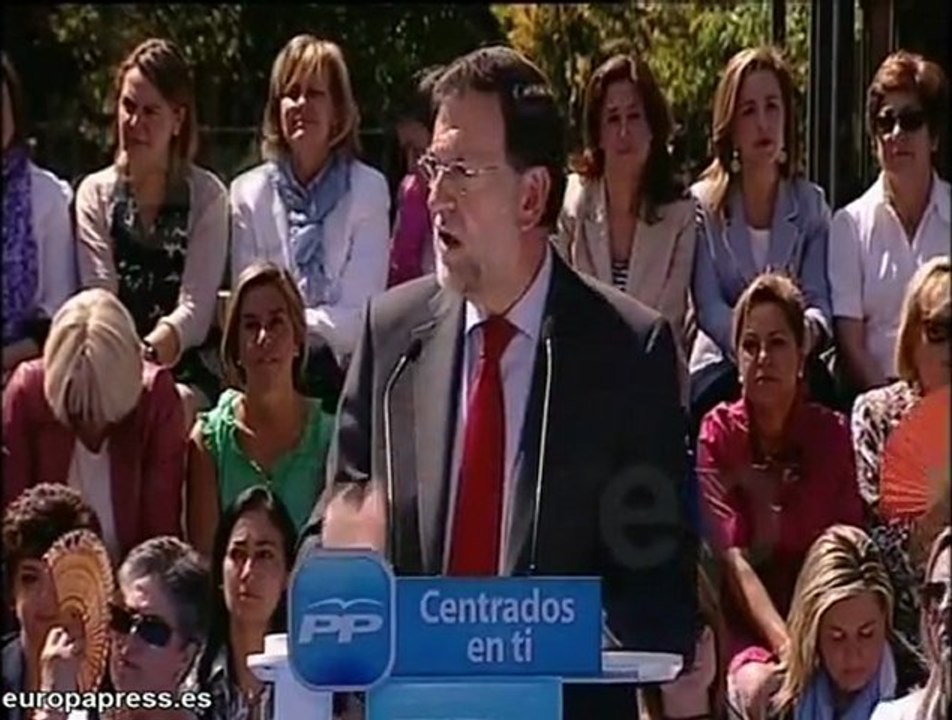 Rajoy y las candidatas del PP a las elecciones del 22M