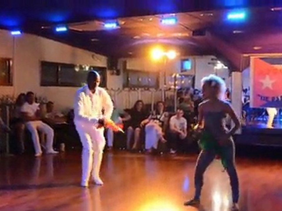 Saúl Perez & Leysis Smith