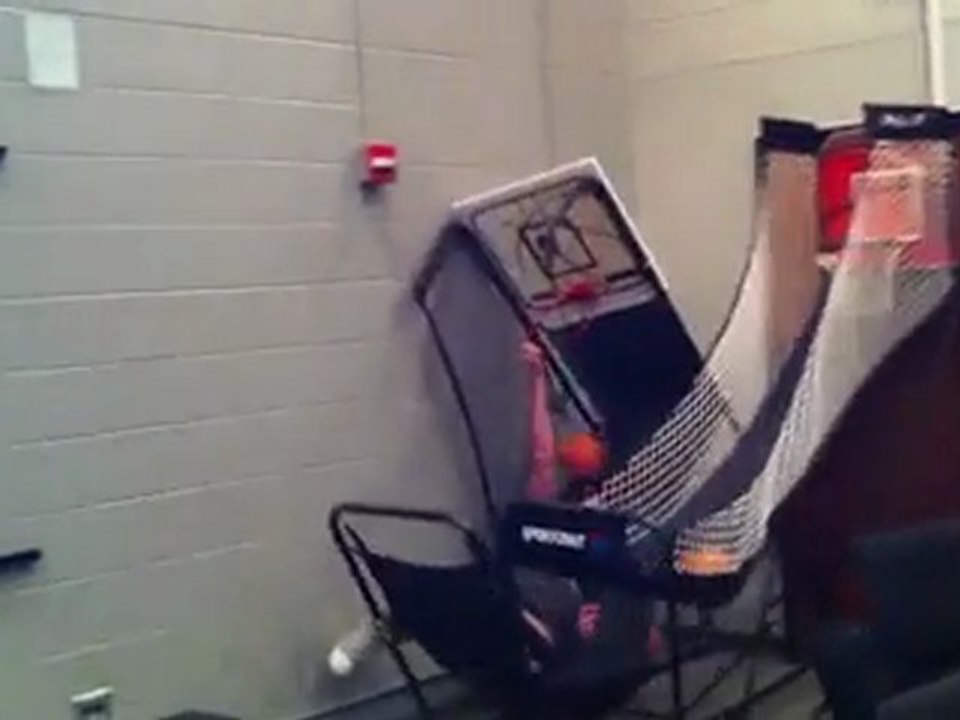 Dunk die salle Fail
