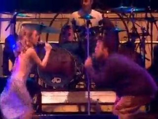 Kylie Minogue & Robbie Williams - Kids live