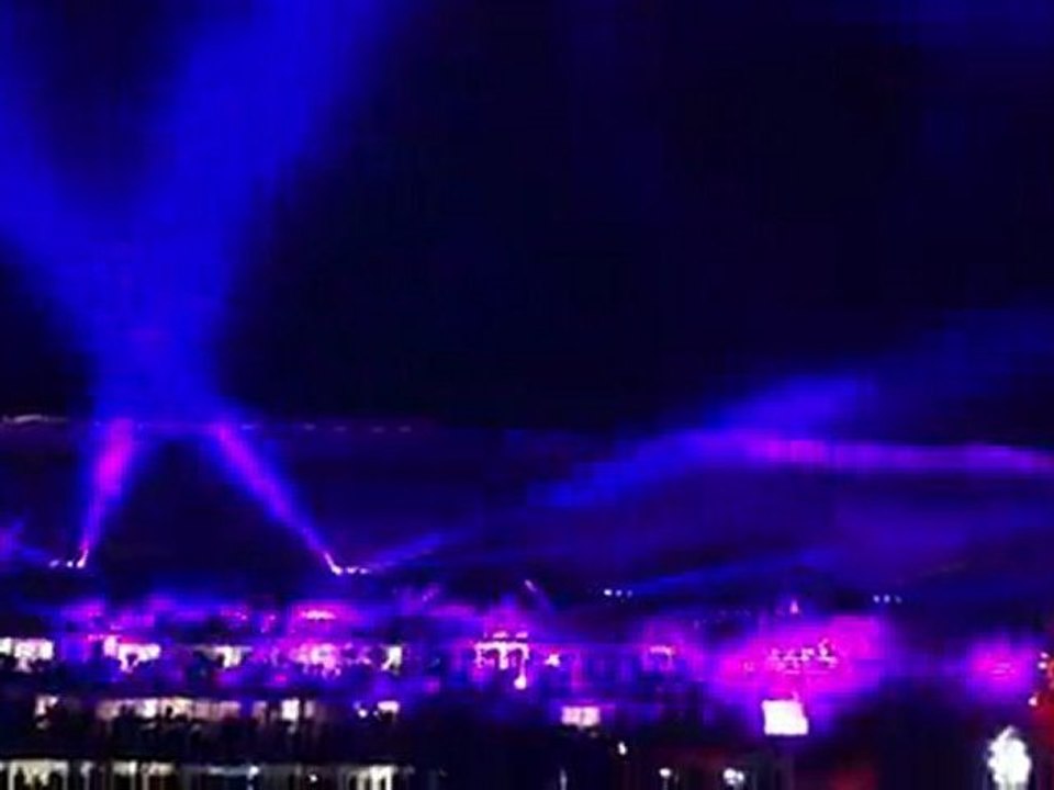 Moby - Beautiful (Benny Benassi Remix) [Live at Orange Warsaw Festival 2011] REF