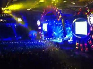 Moby - Bodyrock (Fire Version) [Live at Orange Warsaw Festival 2011]