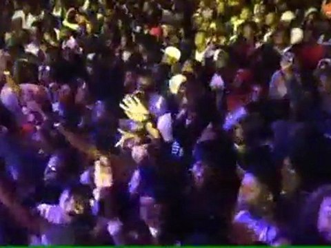 Fally Ipupa Live en angola 2011