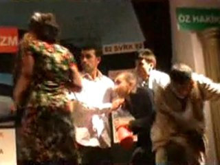 SİVEREK SUK TİYATROSU OTO GARGARA OYUNUNU SAHNELEDİ