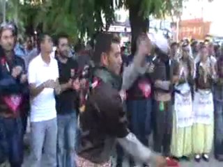 SİVEREK KANLIKUYU MEYDANINDA HALAY