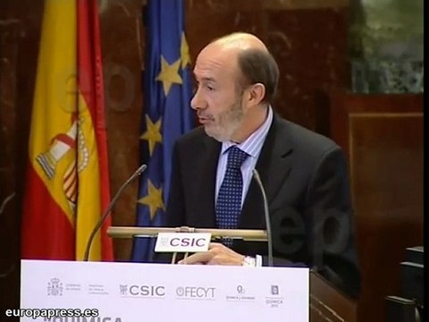 Rubalcaba: Muchos problemas los resolverán los químicos
