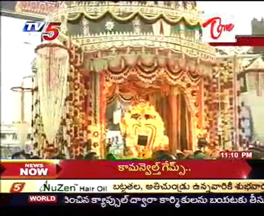 TTD Brahmotsavaalu 6th day, Lord Venkateswara on 1.5 Tonnes of Flowers Pallaki