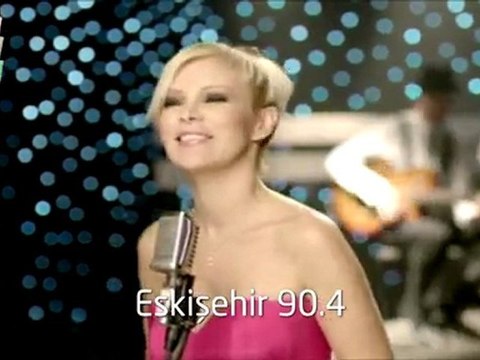Ömür Gedik & Teoman - Portakal Orda Kal - 2011 Yeni Klip