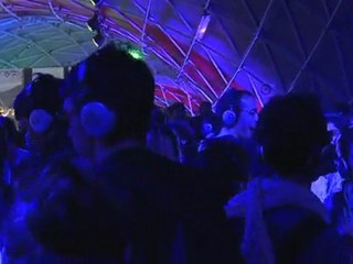 Une minute de Solidays, Silent Disco