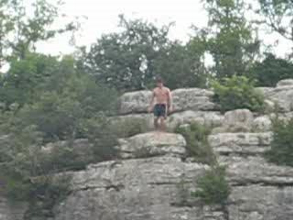 Saut rocher en ardeche