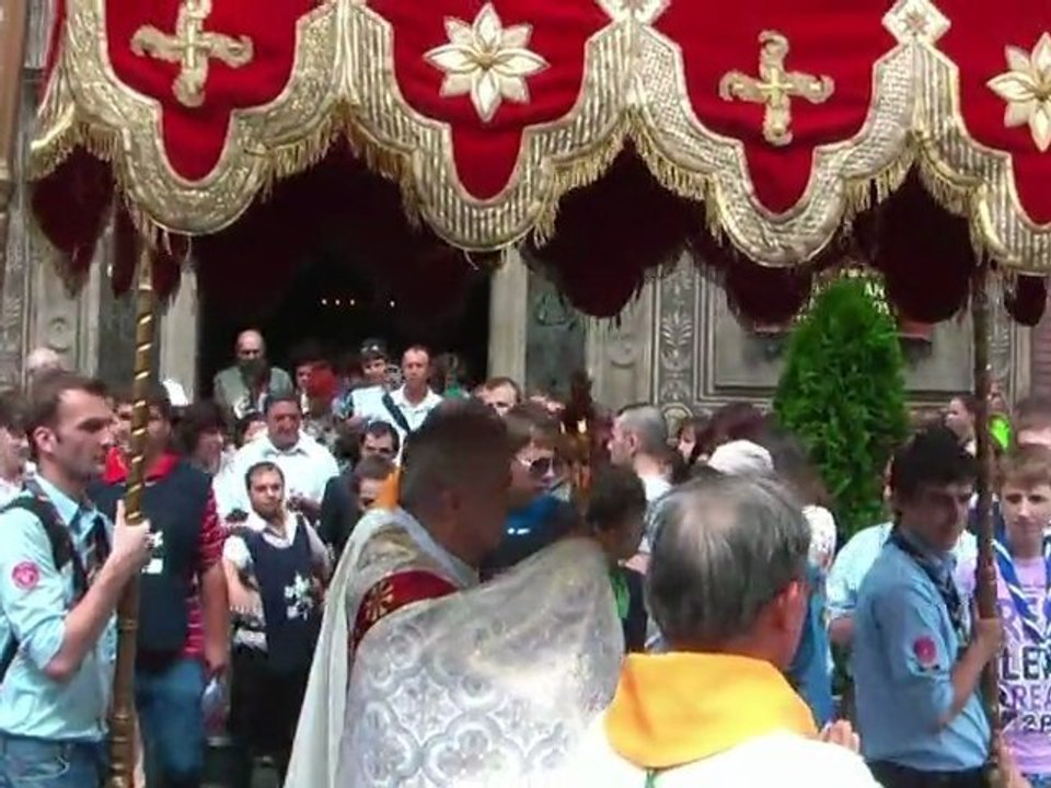 Procesiune cu Preasfântul Sacrament pe străzile Capitalei