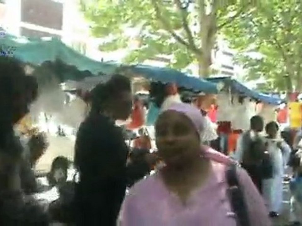 MARIE MARCHE AU MARCHE POUR LA MARCHE MONDIALE DES CONGOLAISES