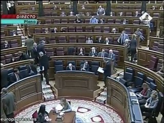 PP y PSOE se enfrentan por políticas sociales