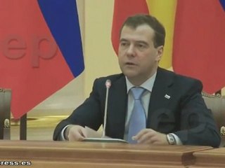 Encuentro de SS.MM los Reyes con Medvedev