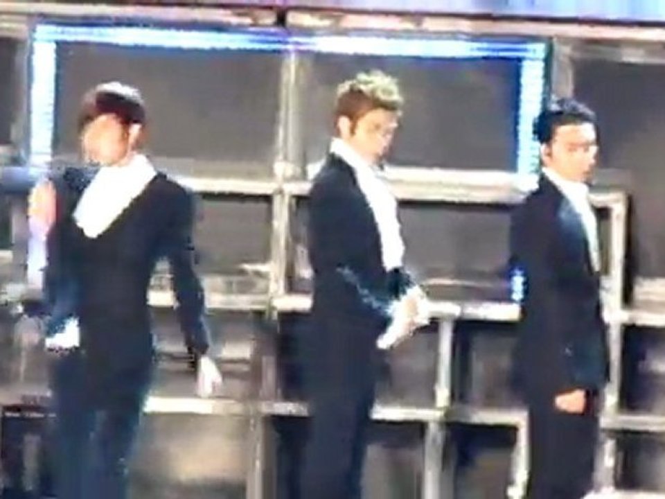 Siwon-05072011-11