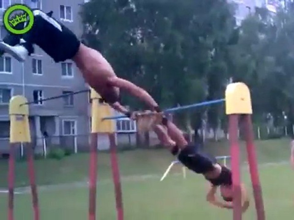 Russen Trick am Reck Fail