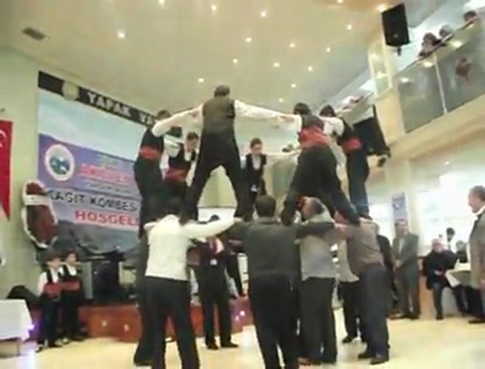 Sivas Zara Akören Köyü - 7.Kağıt Kömbe Gecesi 19.02.2011