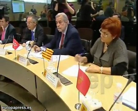 Sebastián se reúne con las Comunidades Autónomas