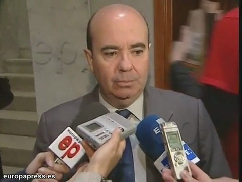 Zarrías defiende la gestión de la Junta