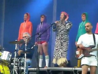 Intro Katerine "Bla bla bla" Solidays 2011