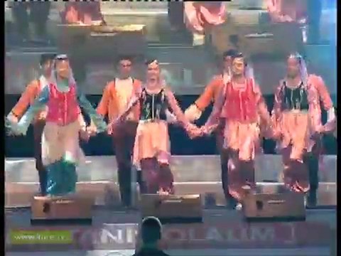 Karadeniz yöresi Moldova Van 9.Türkçe Olimpiyatı