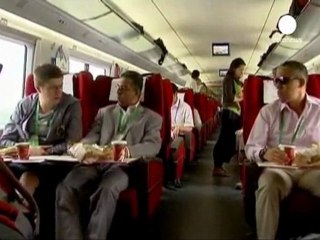 La ligne TGV Pékin-Shanghaï entre en exploitation à...