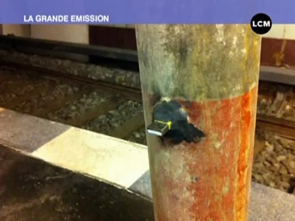 Des clés USB dans les murs! (Marseille)