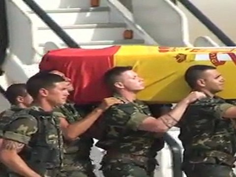 Llegan a Canarias las dos últimas víctimas que se deja España en Afganistán