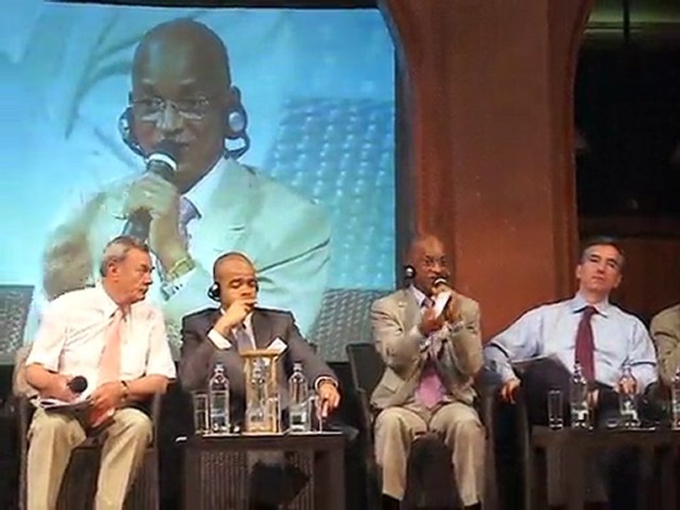 Cellou Dalein Diallo défend les communautés rurales au forum des investisseurs à Bruxelles