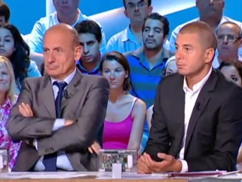 Le Grand Journal du 27-06-11 avec Philippe Poutou