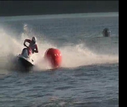 Course de jet ski Saint Chamas Parti 1