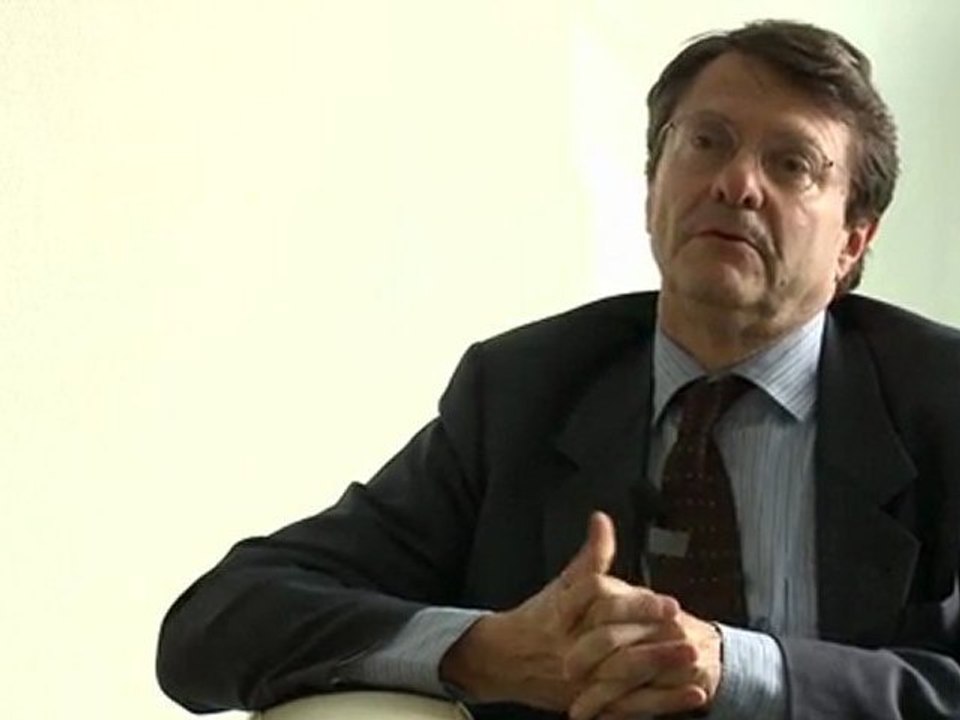 interview d'Erik Izraelewicz, directeur du journal le Monde