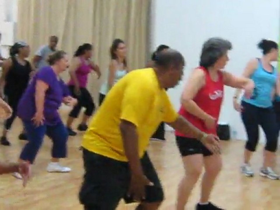 ZUMBA INSTRUCTOR JEROME INSTRUCTS ZUMBA®  FITNESS TRACK "ROSA" - STUDIO JEAR IN JACKSONVILLE, FL