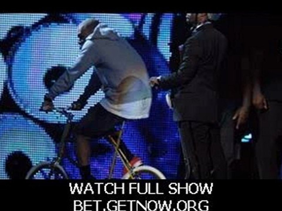 Chris Brown and Kevin Hart Bet Awards 2011 performance