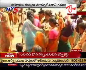 Lady Devotees facing Problems at Patala Ganga @ Srisailam,for Dress Changing
