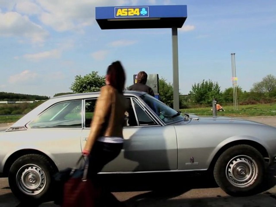 AUTO STOP  (20/25)  Les amoureux